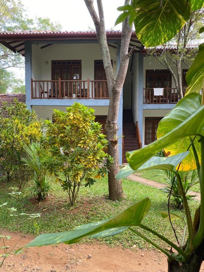 Isanka Lion Lodge Sigiriya Luaran gambar