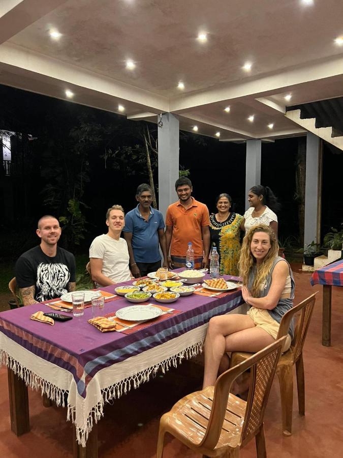 Isanka Lion Lodge Sigiriya Luaran gambar