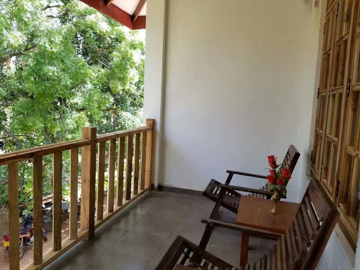 Isanka Lion Lodge Sigiriya Luaran gambar